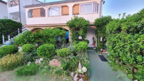 Apartments by the sea Stara Novalja, Pag - 13084